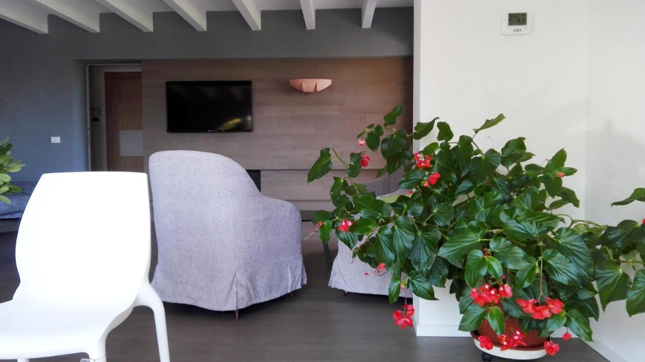 La Casa Nel Verde Larino Bagian luar foto